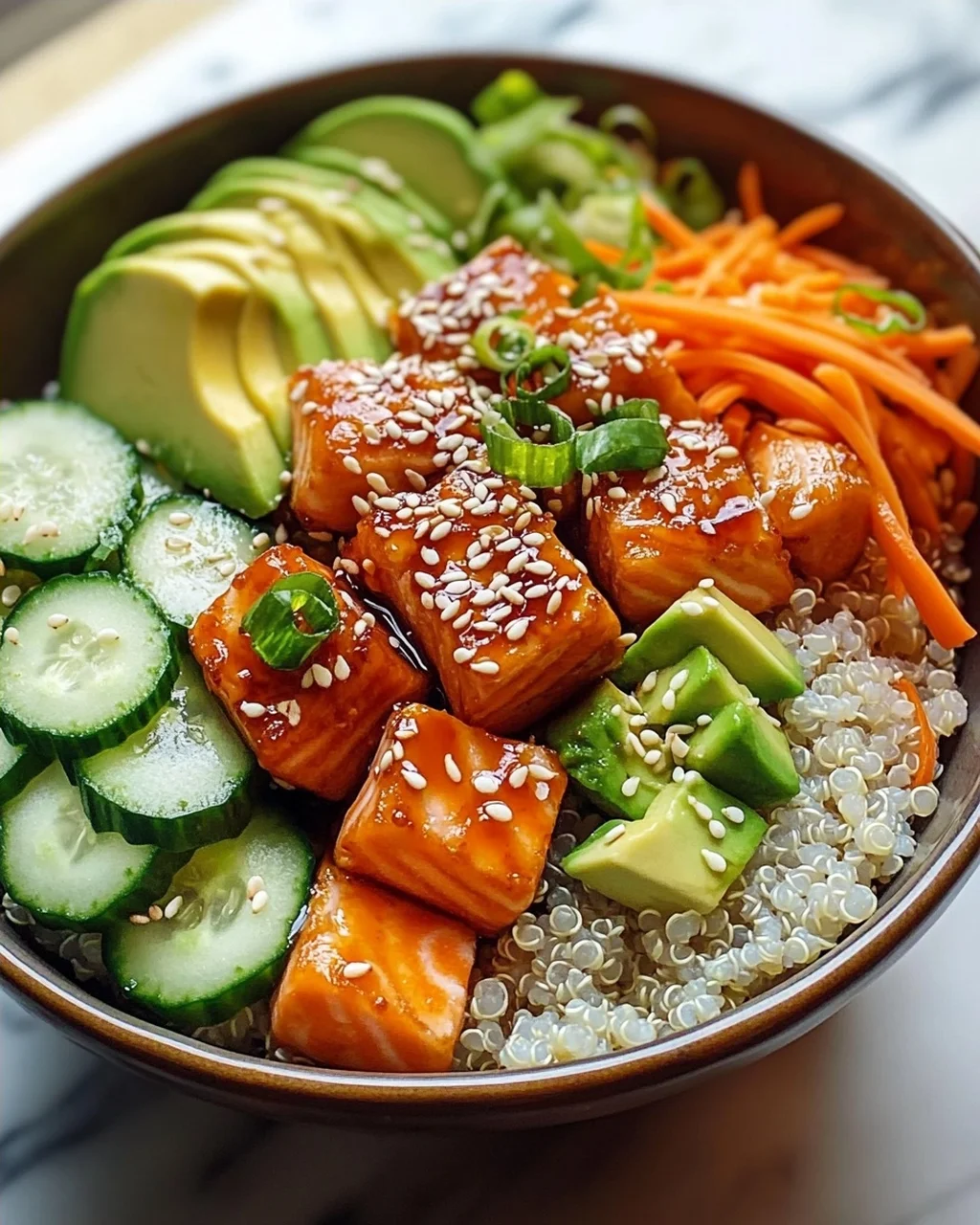 Einfache Lachs Bowl: Leckeres Rezept für jeden Tag!