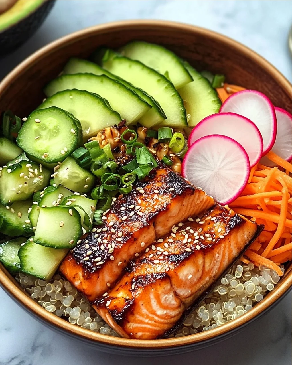 Miso Lachs Buddha Schalen für gesunde Genießer